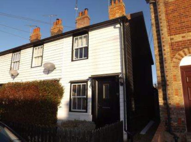  Image of 2 bedroom End of Terrace for sale in Western Road Burnham-on-Crouch CM0 at Burnham On Crouch Essex Burnham-on-Crouch, CM0 8JE